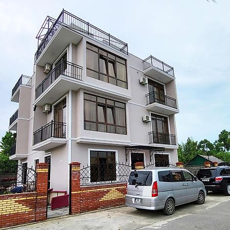 Mite Hotel Чакві Екстер'єр фото
