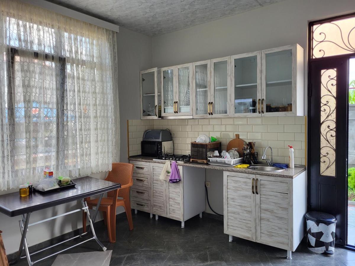 Mite Hotel Чакві Екстер'єр фото